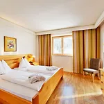 Nockresort Hotell Bad Kleinkirchheim