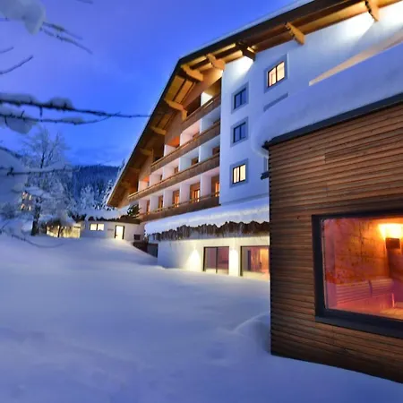 Hotel Nockresort Bad Kleinkirchheim
