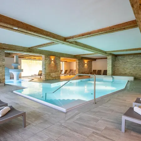 ホテル Nockresort 4*