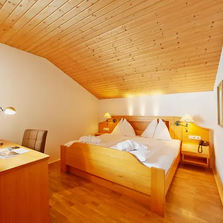 فندق Nockresort باد كلينكيرشهايم
